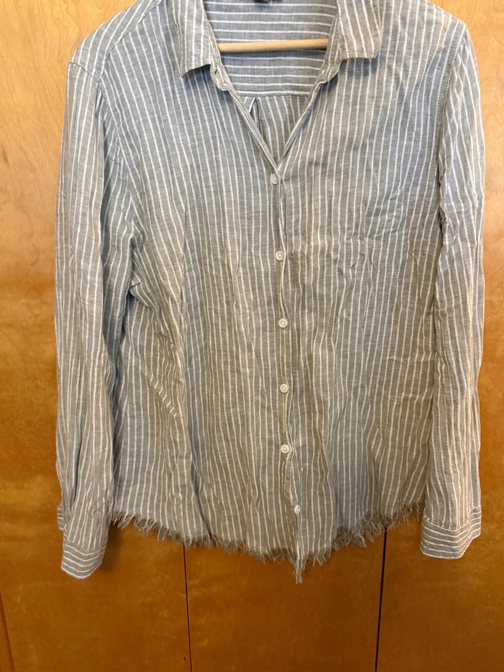 Beach Lunch Lounge striped Green and White raw hem size xl